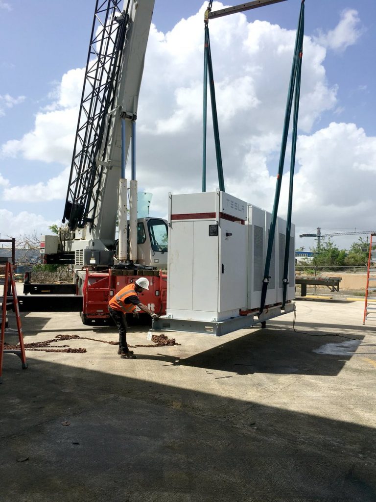 solárna elektráreň Tesla v Portoriku