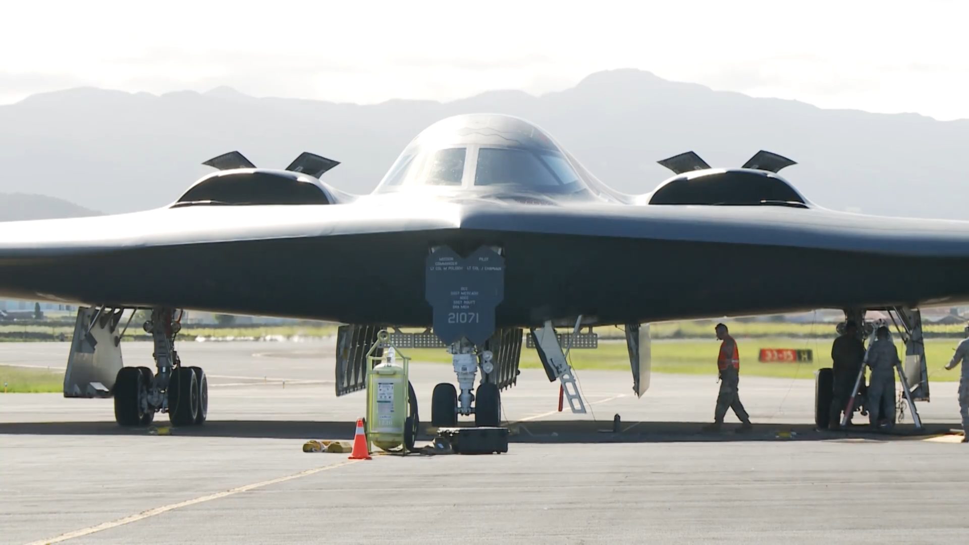 Americký bombardér B2 Spirit je technologickou špičkou priemyslu. Fanúšikovia spravili úžasné Americký bombardér B2 Spirit je technologickou špičkou priemyslu. Fanúšikovia spravili úžasné