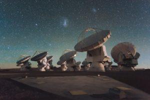 Vedci dali teleskop na starosti AI