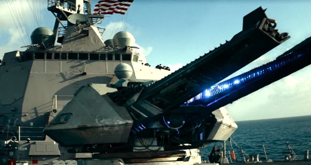 Legendárna zbraň sa vracia. Američania oživili elektromagnetické delo, ktoré striela futuristickú muníciu