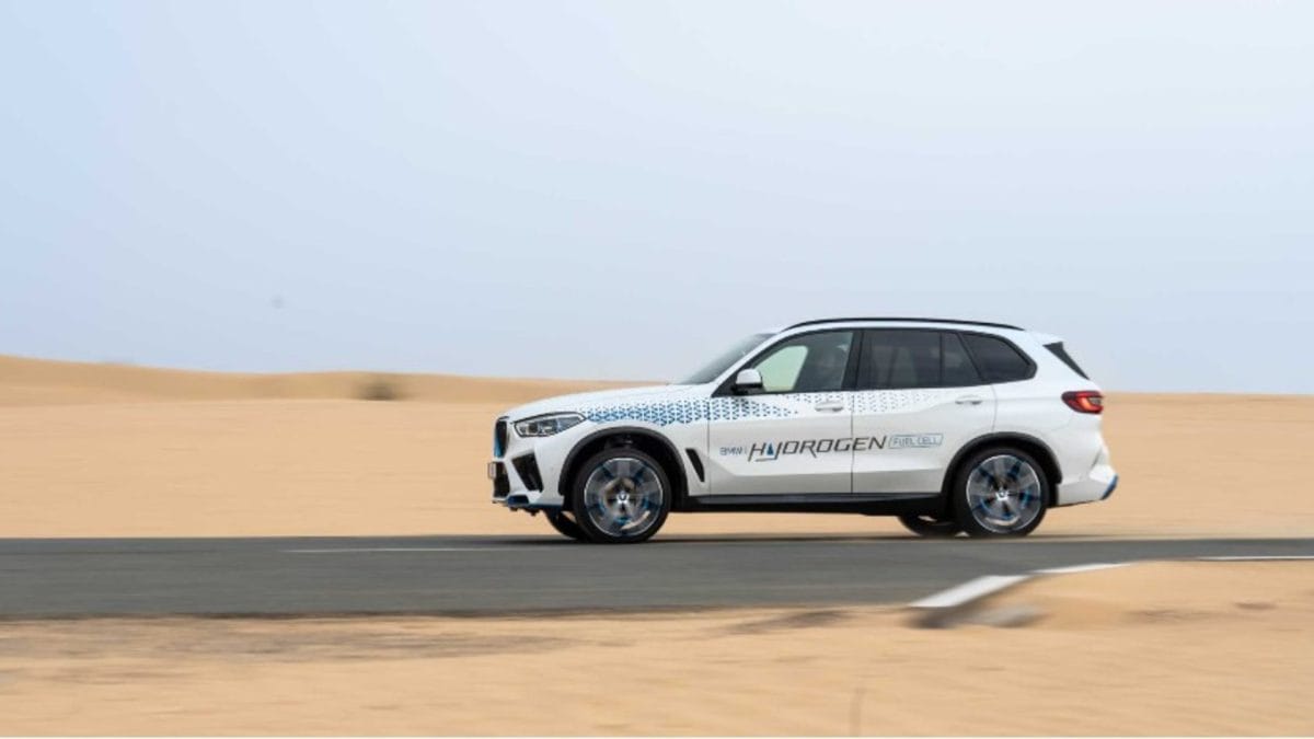 TESTOVACIE jazdy BMW iX5 Hydrogen