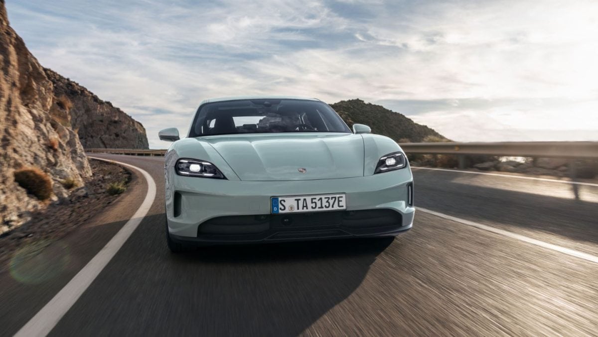 Automobilka nahnevala ľudí. Ich nové auto dostalo bizarnú funkciu, ktorá ho zámerne spomalí