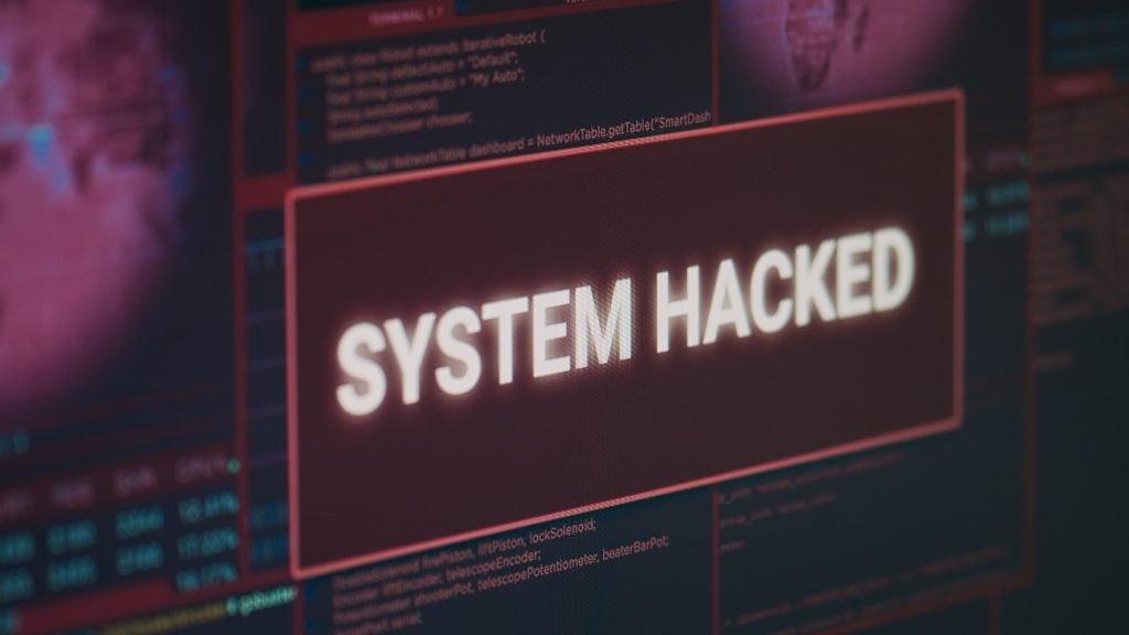 hackovanie a odzcudzenie dát