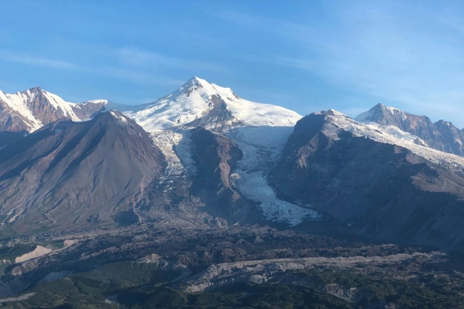 Sopka Mount Spurr.