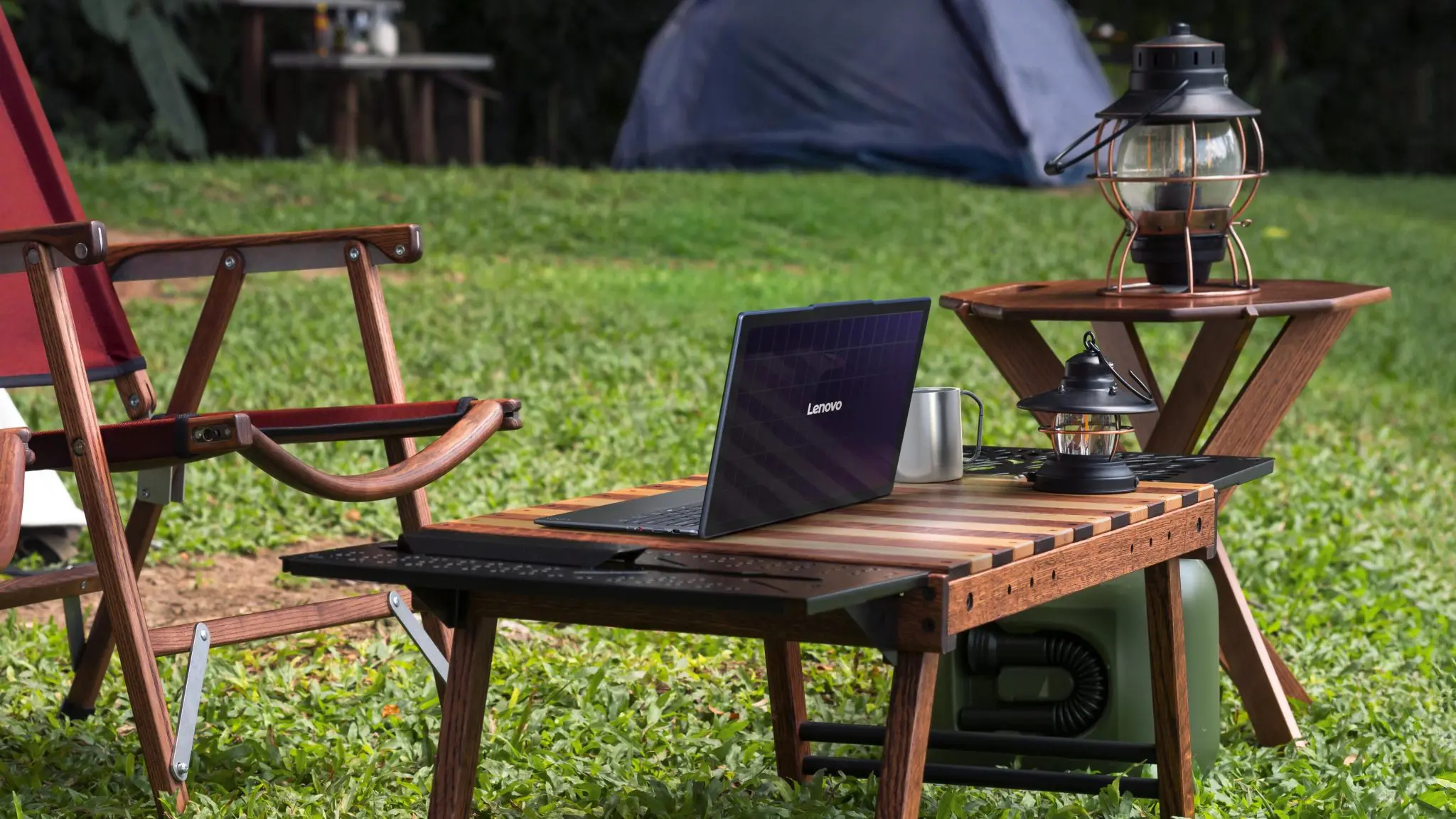 notebook poháňaný slnkom Lenovo Yoga Solar PC