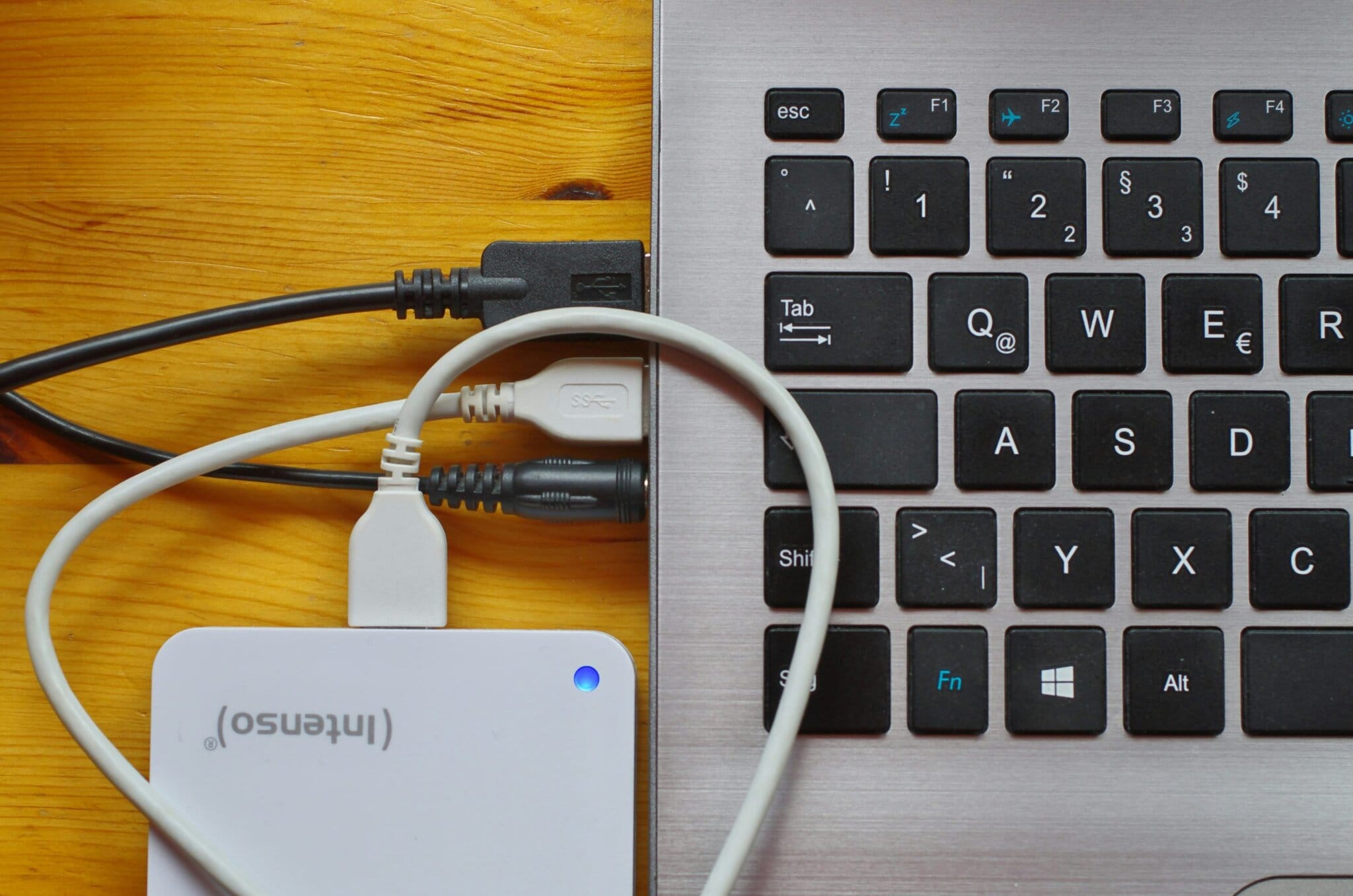 externý disk napojený na notebook