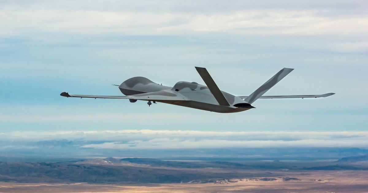 Dron MQ-20.