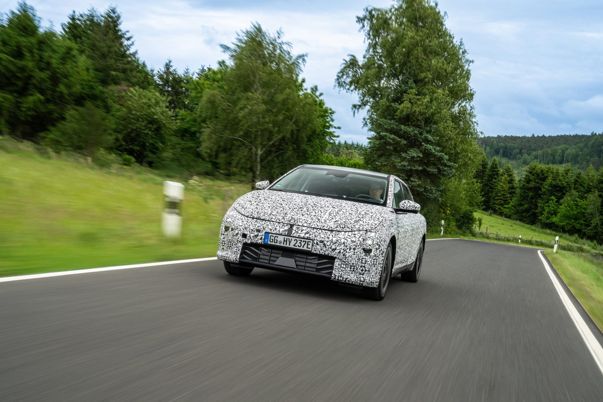 Kia EV4