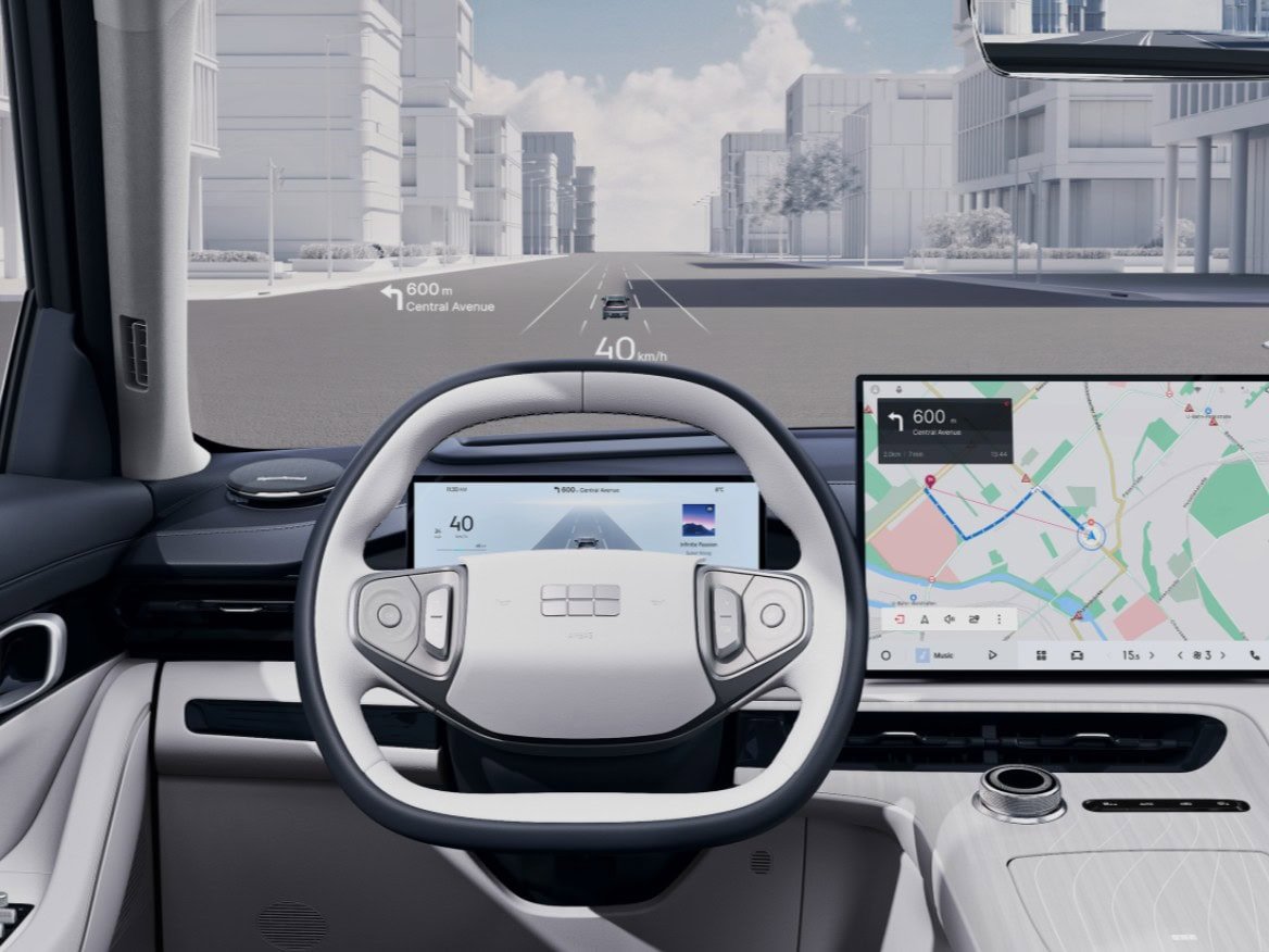 geely interiér