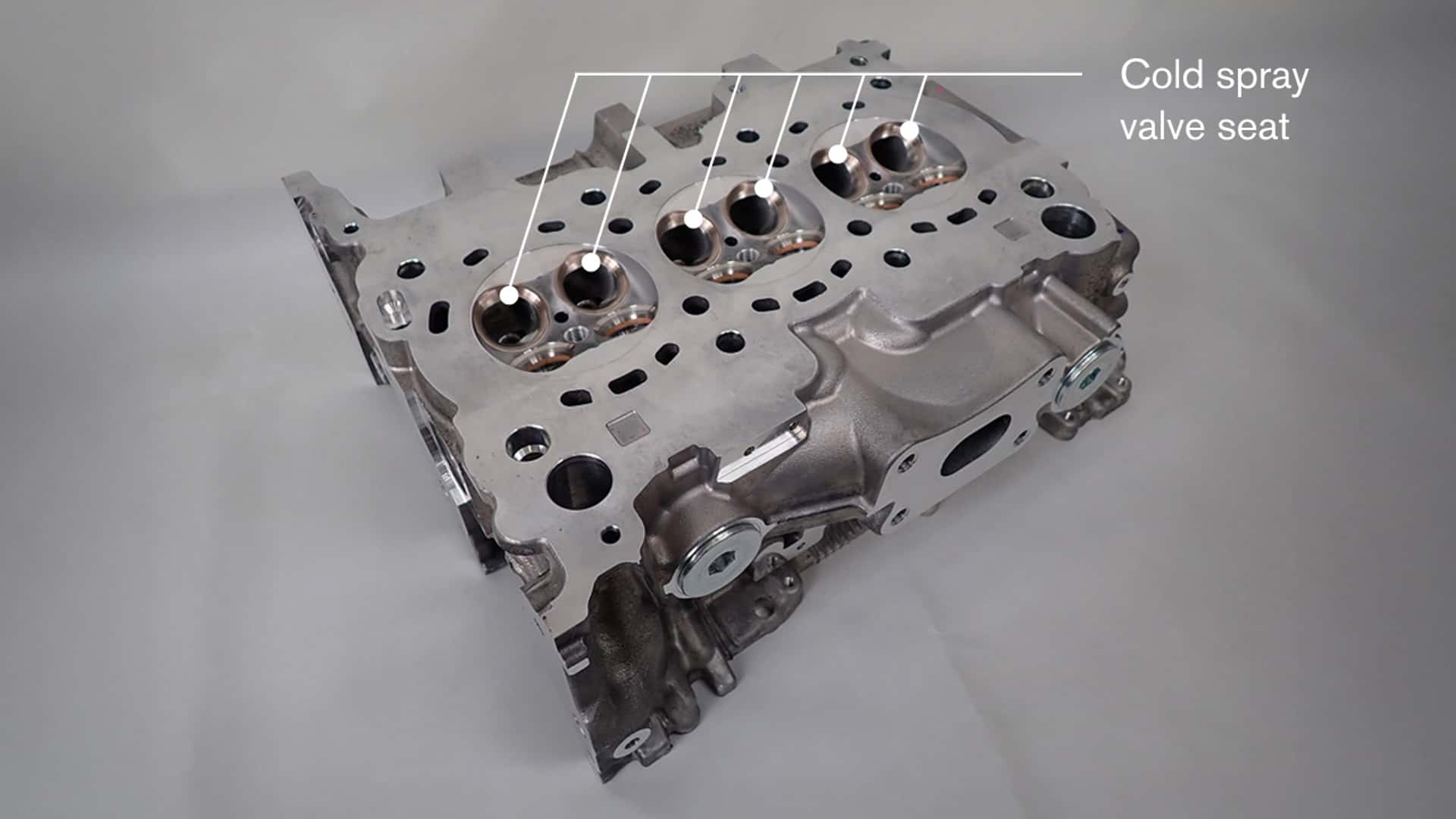 Nissan hybridný motor