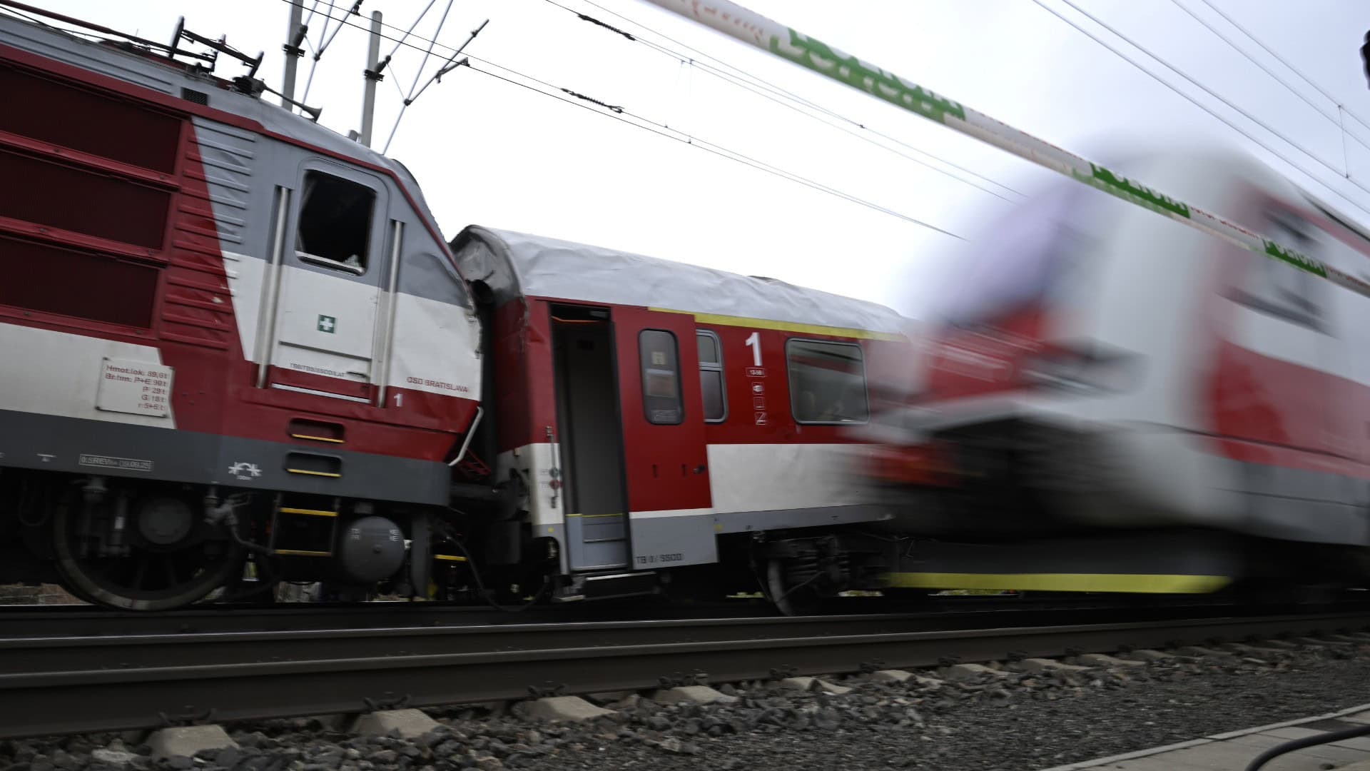 zrážka vlakov pri Pezinku