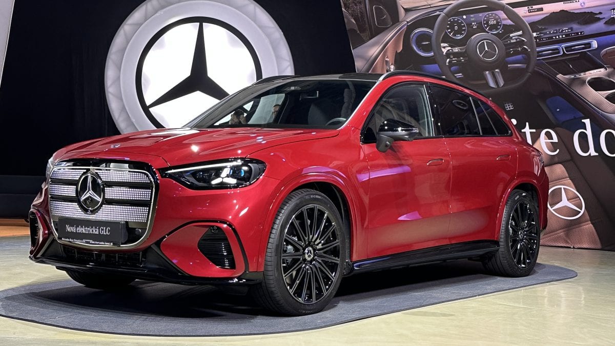 Nový elektrický Mercedes-Benz GLC má za sebou slovenskú premiéru. Ponúkne 800 V, obrovský dojazd aj „frunk“ Nová elektrická GLC