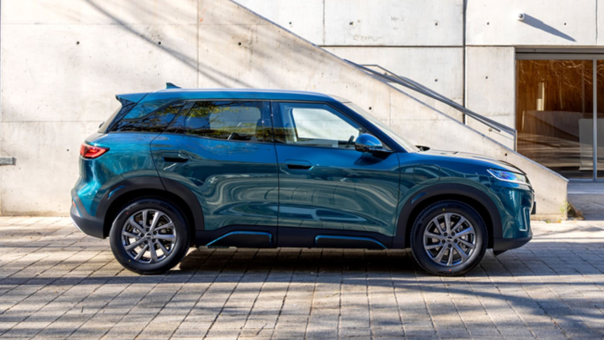 BYD ATTO 2 DM-i Interiors 1