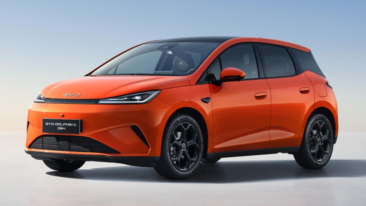 Čínsky plug-in hybridný hatchback BYD Dolphin G DM-i pre Európu
