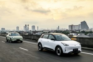 Geely EX2