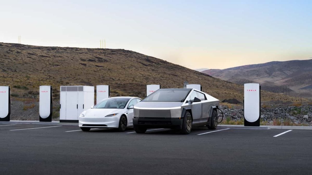 Tesla v Číne potichu premenovala Full Self-Driving: Nový názov hovorí čistú pravdu a čoskoro môže prísť aj do Európy Tesla Supercharger V4 je pripravený na vyššie nabíjacie výkony.