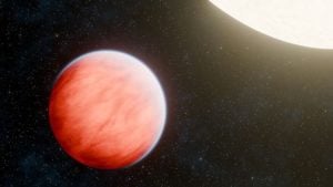 Umelecká ilustrácia exoplanéty CoRoT-2b v tesnej blízkosti svojej hviezdy