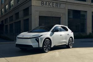 Elektromobily Toyota, Subaru a Lexus na platforme e-TNGA