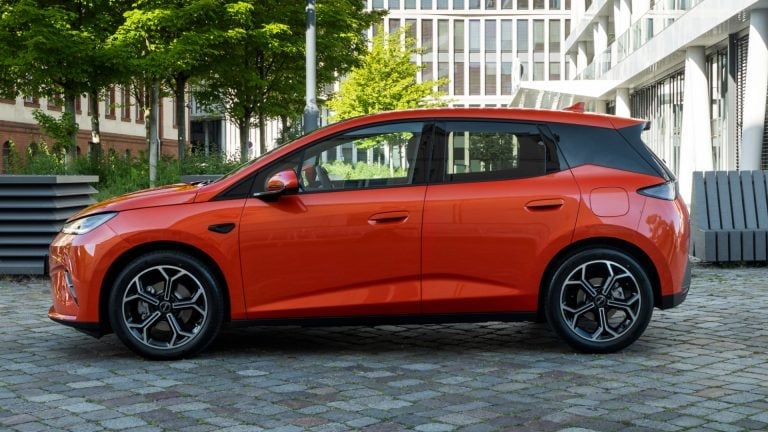 BYD nový plug-in hybrid dĺžka auta