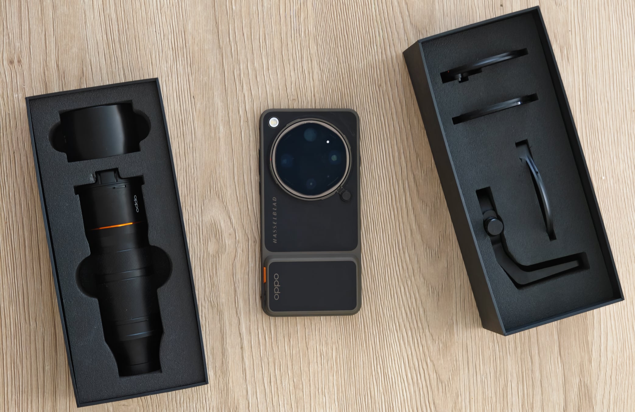 OPPO Find X9 Ultra celý kit