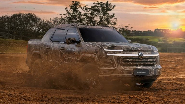 Bude rýchly ako Porsche. VW ukázal nový Amarok s výkonom cez 464 koní