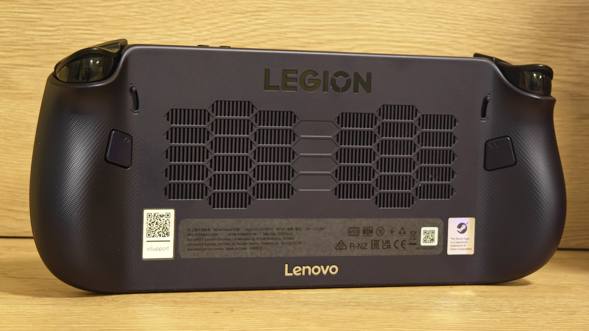 Lenovo Legion Go prenosná konzola