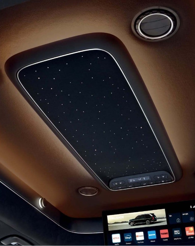 Hyundai postavil SUV ako prezidentskú limuzínu. Zdvihol strechu o 24 cm