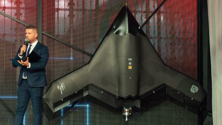 Poľsko predstavilo prúdový dron GLADIUS 2 (WARMATE 30)