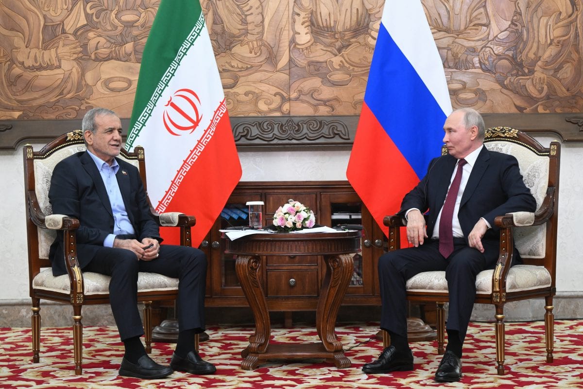 Rusi pomáhajú Iránu ohrozovať Američanov zákernou technológiou. Unikli tajné dokumenty iran rusko samit