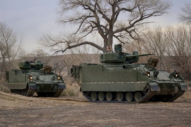 Legendárny transportér dostal brutálny kanón. BAE Systems ukázalo AMPV 30