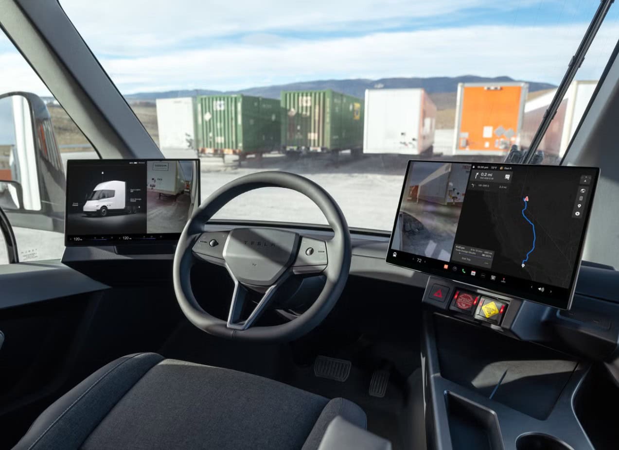 Tesla Semi kamión elektrický ide do výroby - interiér