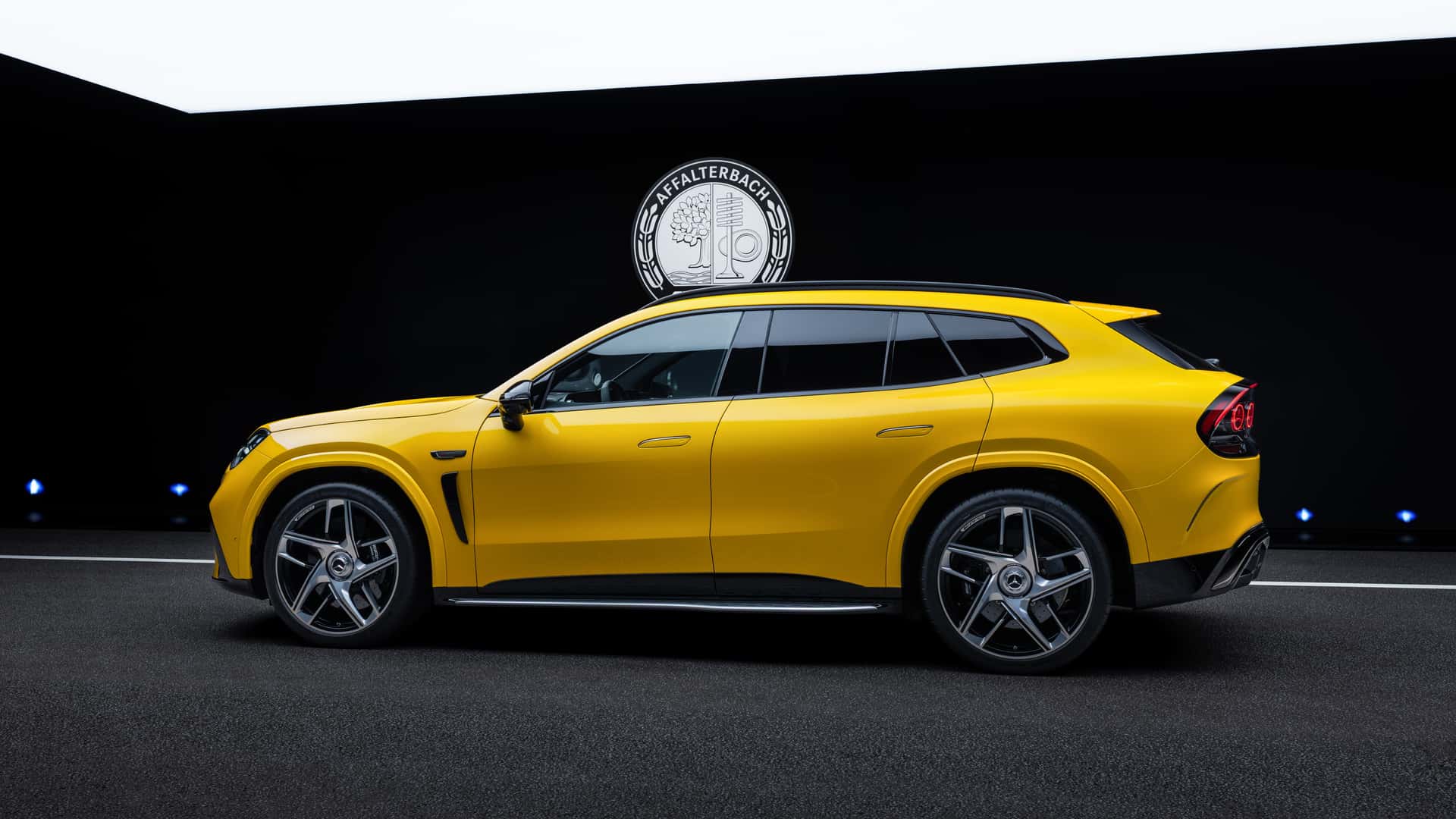 Mercedes-AMG ukázal beštiu: Elektrické SUV má 1 153 koní a šialené 710 kW nabíjanie