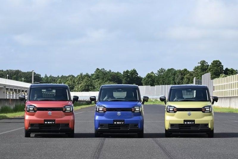 Elektromobil za 9 000 eur: Suzuki tasí zbraň s batériou od BYD a valcuje trh