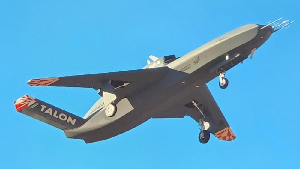 Vzdušný predátor ožil: Northrop Grumman vypustil autonómny stealth dron Talon Blue
