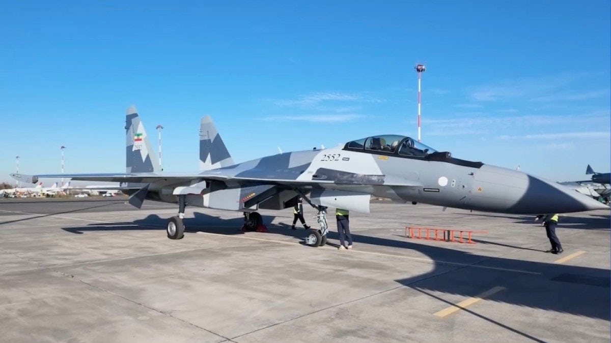 Masívny zbrojný obchod: Táto krajina získala 12 stíhačiek Su-35 aj obávaný S-400