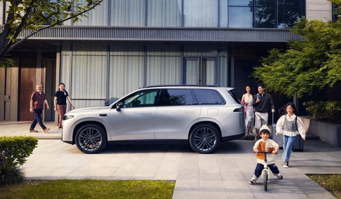 Čínsky partner Stellantisu chystá obrovské rodinné SUV. Model Leapmotor C16 dostane predĺženú verziu pre Európu