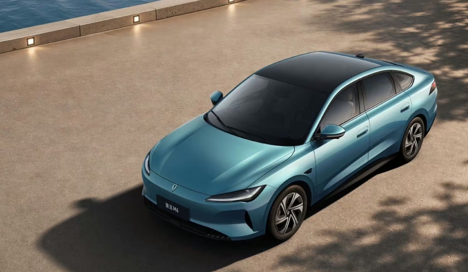 Elektromobil od Volkswagenu za 11-tisíc eur: Má dojazd 555 km a modernú AI výbavu